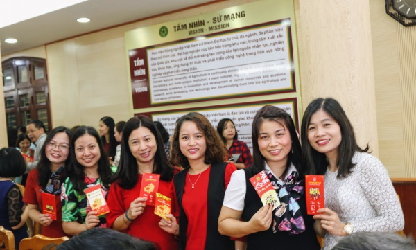 Học viện Nông nghiệp Việt Nam gặp mặt đầu xuân Kỷ Hợi 2019