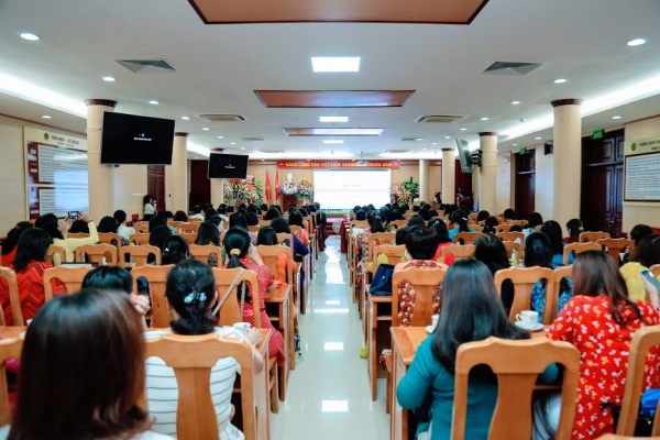 Hội nghị biểu dương nữ trí thức tiêu biểu lần thứ II (2016 - 2018)