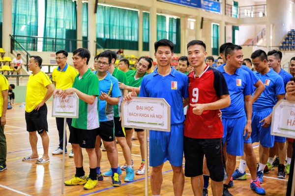 Trải qua hai ngày thi đấu, Ban Tổ chức đã tìm ra được hai đội thi xuất sắc nhất tham gia trận chung kết: Đại học Bách khoa Hà Nội và Đại học Lâm nghiệp