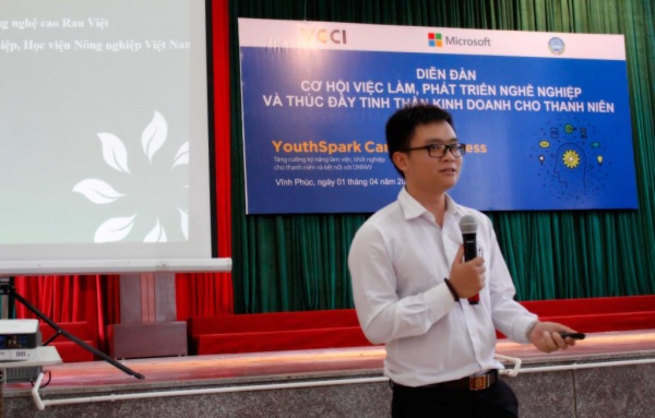 Nguyễn Quảng Nam tham gia các khóa học trong và ngoài Học viện 