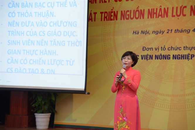 Mrs. Pham Thi Thanh Binh, representative of Japfa Comfeed Vietnam